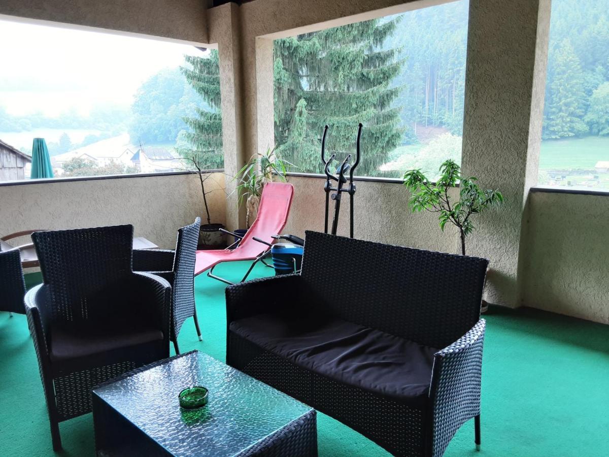 Hotel Gasthof Zur Krone Oberzent Exterior photo